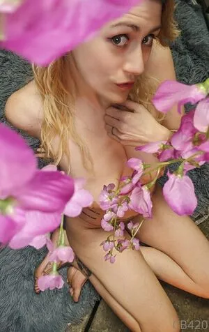 Chellebell420 OnlyFans Leaked Free Thumbnail Picture - #z5zRBYBZ08