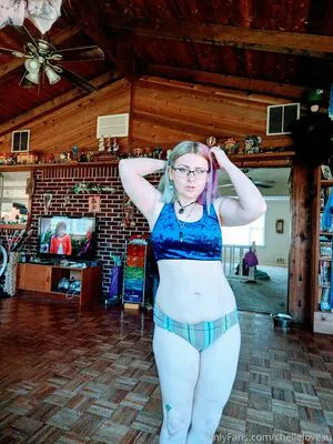 Chellelovesu OnlyFans Leaked Free Thumbnail Picture - #5f8TAdRiOc