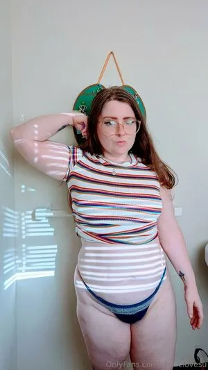 Chellelovesu OnlyFans Leaked Free Thumbnail Picture - #7QKZK1WCM1