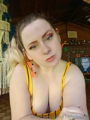 Chellelovesu OnlyFans Leaked Free Thumbnail Picture - #avwbYVHN4U