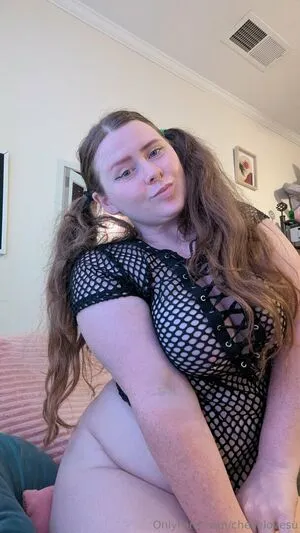 Chellelovesu OnlyFans Leaked Free Thumbnail Picture - #paTyZG6j29