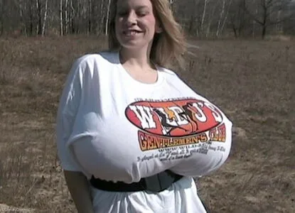 Chelsea Charms OnlyFans Leaked Free Thumbnail Picture - #0HB9rXryQ8