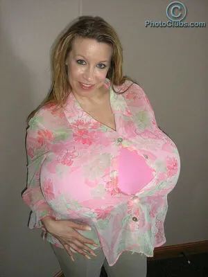 Chelsea Charms OnlyFans Leaked Free Thumbnail Picture - #2RUBP0GSfp
