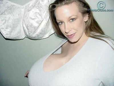 Chelsea Charms OnlyFans Leaked Free Thumbnail Picture - #4gFU1YY4JE