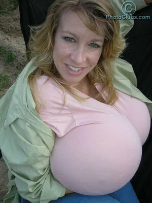 Chelsea Charms OnlyFans Leaked Free Thumbnail Picture - #7kw3BZstSk