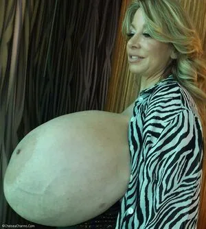 Chelsea Charms OnlyFans Leaked Free Thumbnail Picture - #Dogzewor80