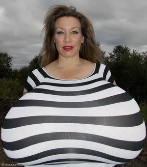 Chelsea Charms OnlyFans Leaked Free Thumbnail Picture - #RyyZs5wCHB