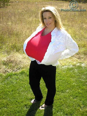 Chelsea Charms OnlyFans Leaked Free Thumbnail Picture - #UFsHW3NA1S