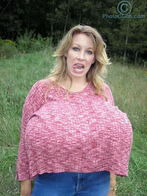 Chelsea Charms OnlyFans Leaked Free Thumbnail Picture - #UNbfi2A660