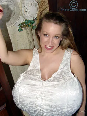 Chelsea Charms OnlyFans Leaked Free Thumbnail Picture - #eE3WJCGsnd