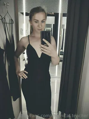 Chemical Teacher Stefania OnlyFans Leaked Free Thumbnail Picture - #5emRBbwV85