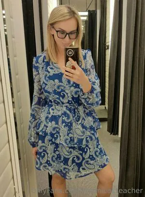 Chemical Teacher Stefania OnlyFans Leaked Free Thumbnail Picture - #84SMir2bL7