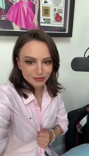 Cher Lloyd Bra Peak OnlyFans Leaked Free Thumbnail Picture - #94wmgeGxil