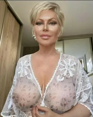 Cheri Vi OnlyFans Leaked Free Thumbnail Picture - #mLwOAma8yI