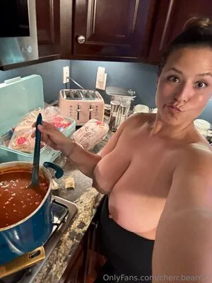 Cherr Bearr22 OnlyFans Leaked Free Thumbnail Picture - #CHlVRKMisL