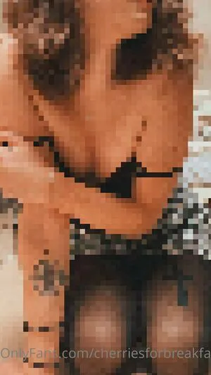 Cherriesforbreakfast OnlyFans Leaked Free Thumbnail Picture - #NYEk9Debhe
