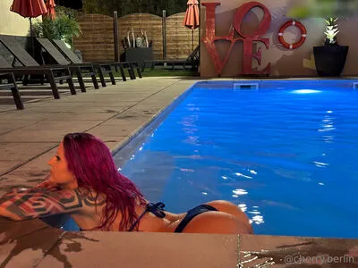 Cherry Berlin OnlyFans Leaked Free Thumbnail Picture - #DBhdrlrvd3