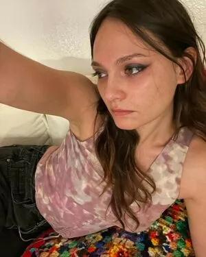 Cherry Glazerr OnlyFans Leaked Free Thumbnail Picture - #sW094tXy56