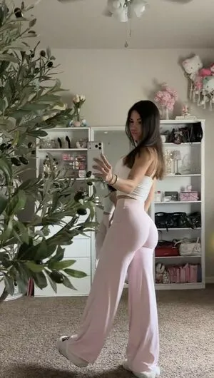 Cherryonbottom OnlyFans Leaked Free Thumbnail Picture - #PG2S01pr1v