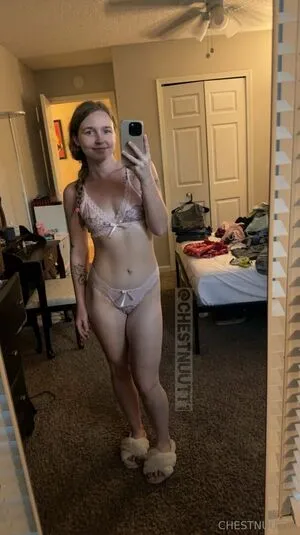 Chestnuutt1 OnlyFans Leaked Free Thumbnail Picture - #7cvXMTd9L9