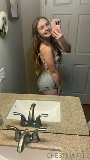 Chestnuutt1 OnlyFans Leaked Free Thumbnail Picture - #IfX98A0dur