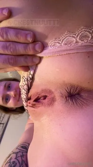 Chestnuutt1 OnlyFans Leaked Free Thumbnail Picture - #l2dsd4e1lC