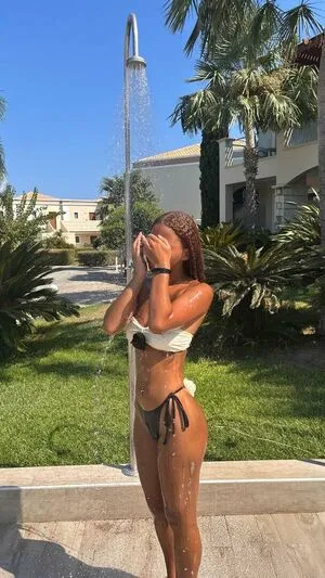 Chevelly OnlyFans Leaked Free Thumbnail Picture - #CPHLawePBu
