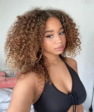 Chevelly OnlyFans Leaked Free Thumbnail Picture - #Ri7C2t70Ak