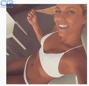 Cheyenne Pahde OnlyFans Leaked Free Thumbnail Picture - #kMoisV9crz