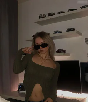 Cheyennemariella OnlyFans Leaked Free Thumbnail Picture - #HHIrA6xjGA