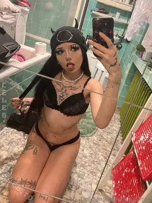 Chiara Mka OnlyFans Leaked Free Thumbnail Picture - #S40POmc6q5