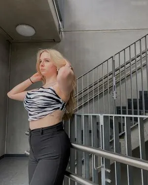 Chiara Pontius OnlyFans Leaked Free Thumbnail Picture - #OnmIkYhdw4
