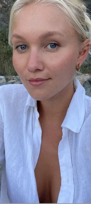 Chiara Schmitt Chiaracs OnlyFans Leaked Free Thumbnail Picture - #h4rAVfOdng