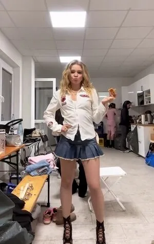 Chiara Tews OnlyFans Leaked Free Thumbnail Picture - #aWFhdA0fhz
