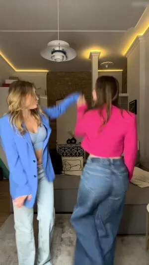 Chiara Tews OnlyFans Leaked Free Thumbnail Picture - #h2E3y9V1Bp