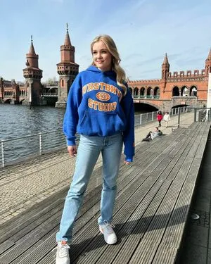 Chiaratews OnlyFans Leaked Free Thumbnail Picture - #NjOnDrtee9