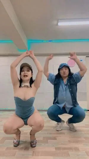 Childish Lina OnlyFans Leaked Free Thumbnail Picture - #oolBXjKQ8y
