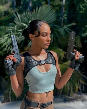 China Anne Mcclain OnlyFans Leaked Free Thumbnail Picture - #ODuC0t1fa4