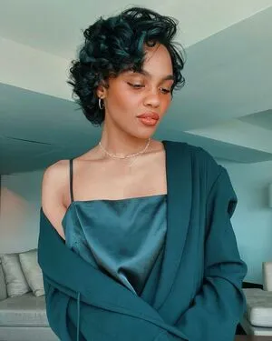 China Anne Mcclain OnlyFans Leaked Free Thumbnail Picture - #OpXJAssapP