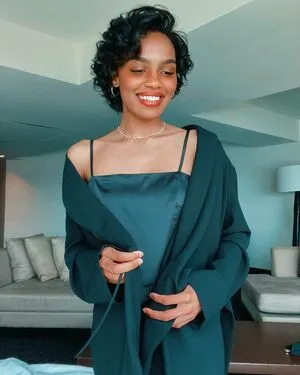 China Anne Mcclain OnlyFans Leaked Free Thumbnail Picture - #P0bgQcyDKO
