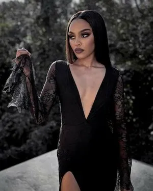 China Anne Mcclain OnlyFans Leaked Free Thumbnail Picture - #YlaEbfAKyF