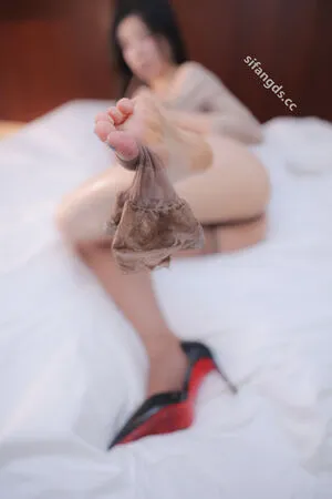China Xiuren OnlyFans Leaked Free Thumbnail Picture - #bj31WNus1g