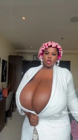 Chioma Lovv OnlyFans Leaked Free Thumbnail Picture - #3OpWUZfbBT