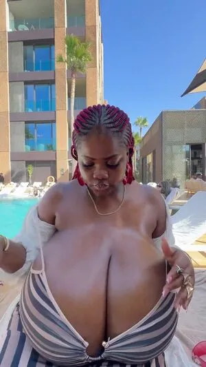 Chioma Lovv OnlyFans Leaked Free Thumbnail Picture - #G1qZGtQpob