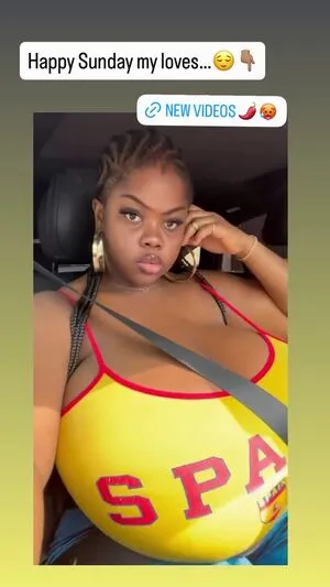 Chioma Lovv OnlyFans Leaked Free Thumbnail Picture - #J11tnEf4b0