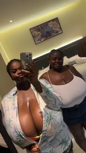 Chioma Lovv OnlyFans Leaked Free Thumbnail Picture - #SNLvbDTnd6