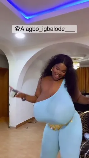 Chioma Lovv OnlyFans Leaked Free Thumbnail Picture - #Y8bnWchdU5