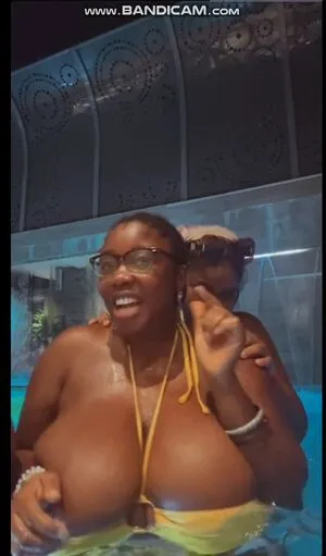 Chioma Lovv OnlyFans Leaked Free Thumbnail Picture - #Y9KxTVkoxo