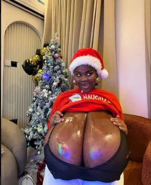 Chioma Lovv OnlyFans Leaked Free Thumbnail Picture - #dKiZjeAXXi