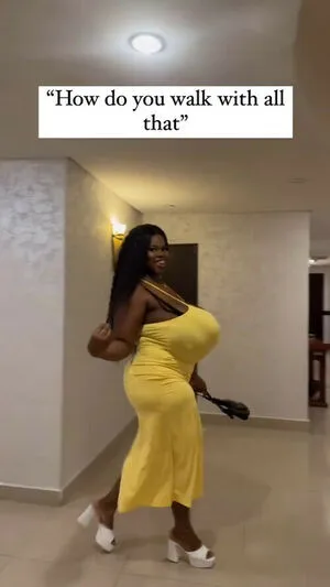 Chioma Lovv OnlyFans Leaked Free Thumbnail Picture - #f1w72XagnA